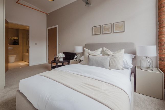 107, Bradford Road, Manchester photo 5