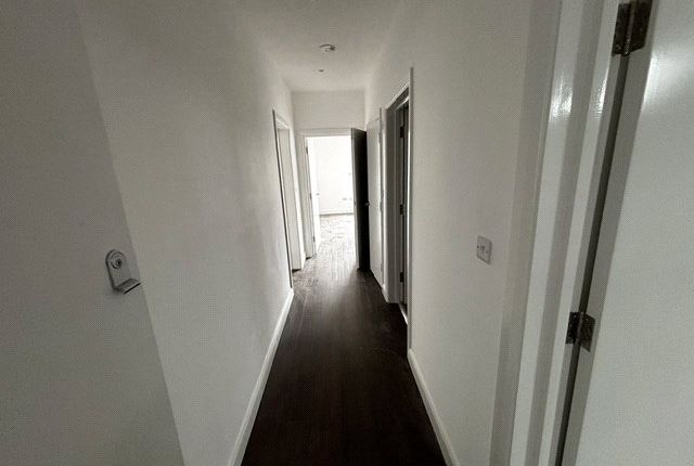 Flat 6, 30, Chapel Road, West Sussex photo 2