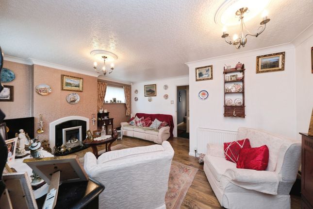 19, Greendale Close, Mansfield photo 4