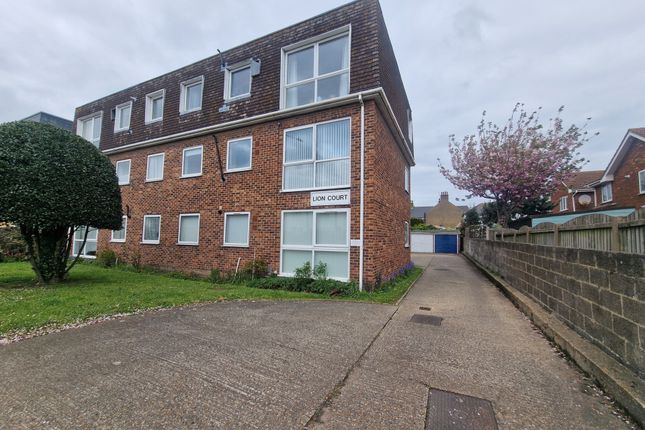 Thumbnail Flat to rent in London Road, Deal