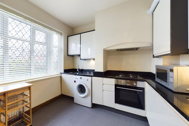 Flat A, 3, The Grange,  Grange Avenue, Manchester photo 3