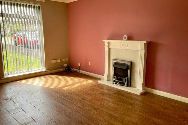 51, Willows Close, Tyne and Wear photo 2
