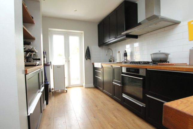 8, Denmark Lane, Poole photo 4
