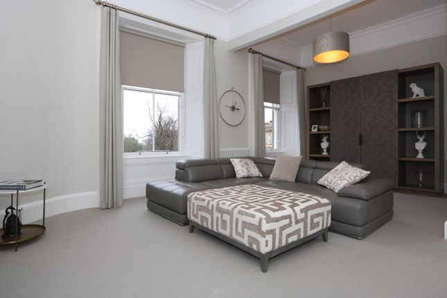 Town house to rent in Park Circus, Glasgow