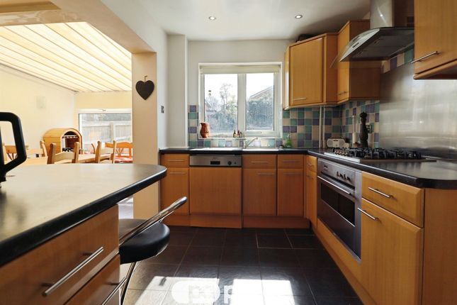 2, Cefn Penuel, CARDIFF photo 2