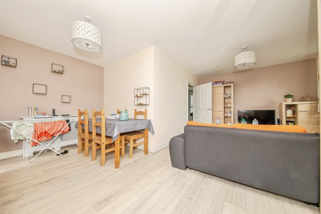 17, Hawes Street, Ipswich photo 4
