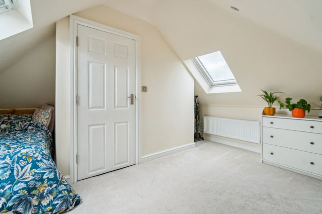 Bungalow for sale in Woodford Crescent, Pinner