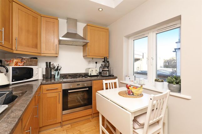 Flat for sale in Wadham Road, London