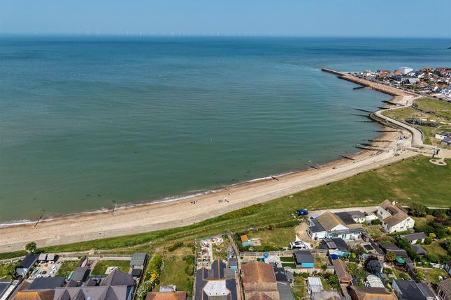 64, Sandown Drive, Herne Bay photo 3