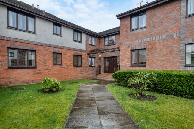Thumbnail Flat for sale in Duncryne Place, Bishopbriggs, Glasgow