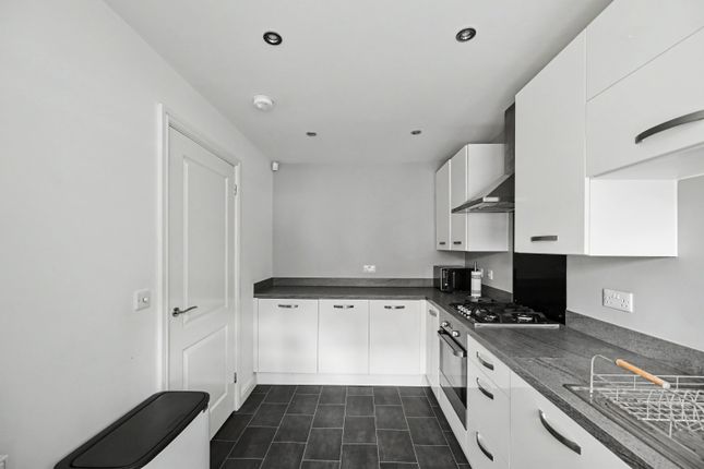 23, Roundhouse Drive, Rugby photo 4
