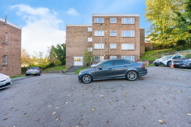14 Bonnick Court, Bonnick Close, Luton photo 4