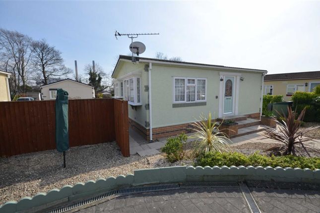 1 bed mobile/park home for sale in Willow Lane, Ferrybridge, Knottingley WF11