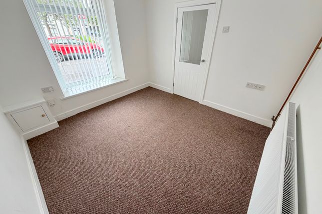 16 Cardiff Road, Aberdare photo 2