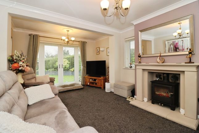 1, Postmans Lane, Chesterfield photo 3