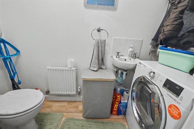 8, Olympic Square, Corby photo 4