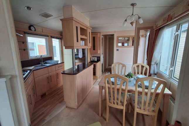 Coopers Beach Holiday Park, Church Lane, Colchester photo 3
