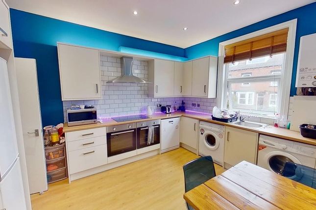 22 Grimthorpe Terrace, Leeds photo 4