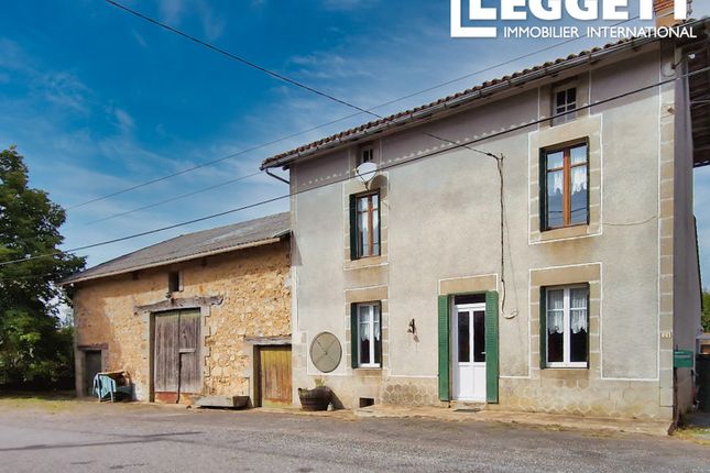 Thumbnail Villa for sale in Chirac, Charente, Nouvelle-Aquitaine