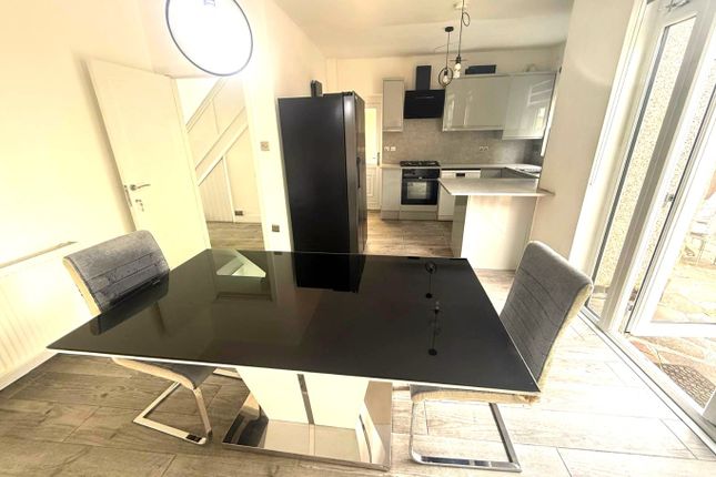 108, Imperial Drive, Middlesex photo 3