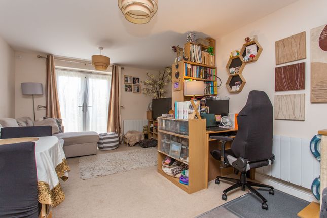 Flat for sale in Realmwood Close, Canterbury