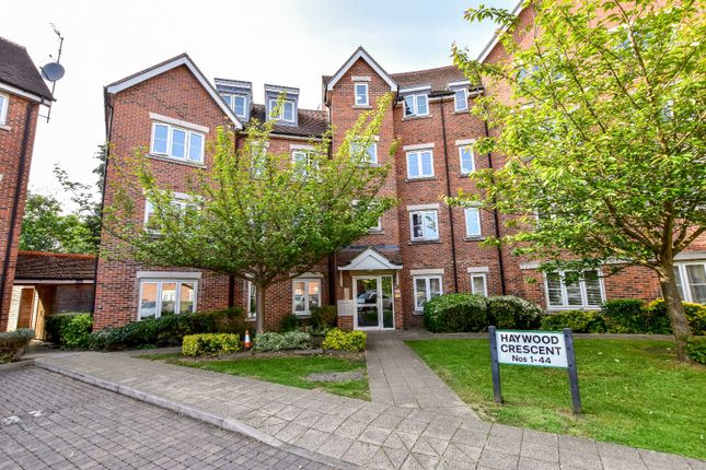 Flat for sale in Lockhart Road, Watford