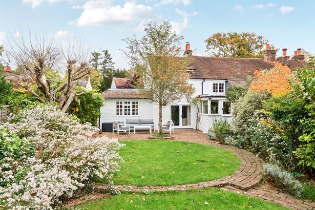 3-bed house on 3 Plough Cottages,, Plough Lane, Cobham, £795,000