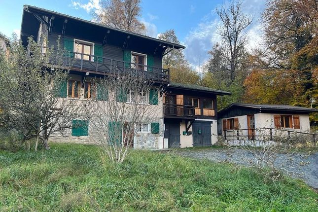 Country house for sale in Saint-Gervais-Les-Bains, 74170, France