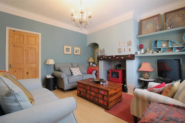 33, Uplands, Whitley Bay photo 4