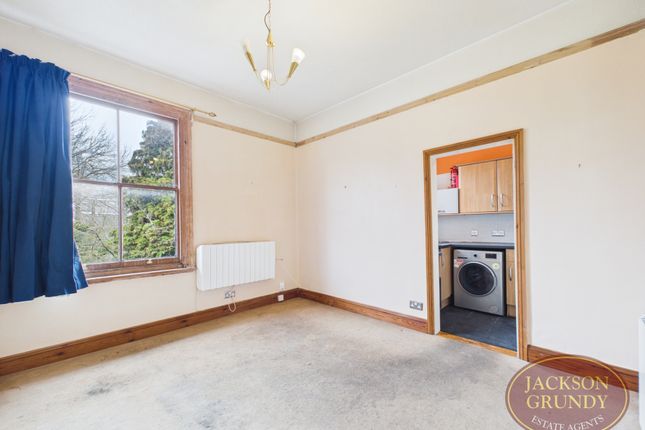 Flat 10 439-441, Wellingborough Road, Northampton photo 3