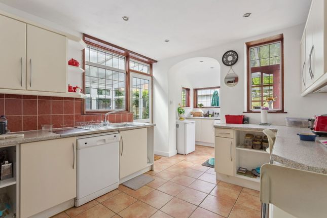 62, Carpenters Wood Drive, Chorleywood photo 5