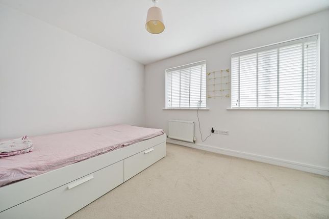 End terrace house for sale in Kennet Island, Reading