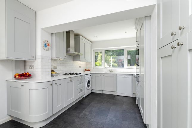 34A, Woodstock Road, CARSHALTON photo 4
