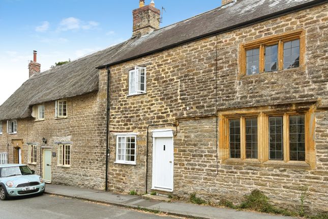 2-bed house on The Cottage, 2, The High Street, Yetminster, £210,000