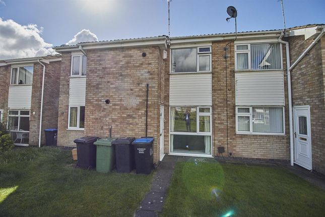 Thumbnail Town house for sale in Uppingham Drive, Sutton In The Elms, Broughton Astley, Leicester