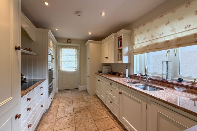 Kingston Court, Taunton photo 4