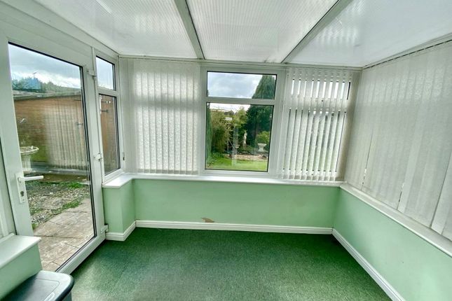 Bungalow for sale in Bryn Awelon, Mold, Flintshire