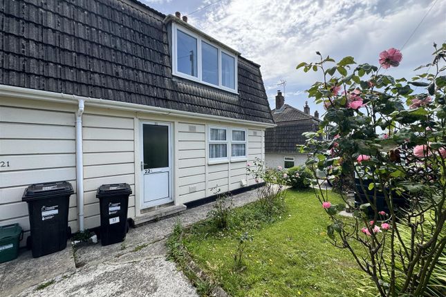 22, Budnic, Perranporth photo 3