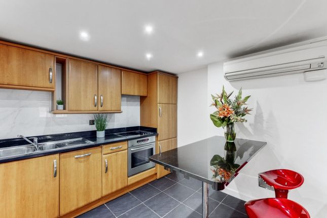 Flat 3, 121, Gloucester Place, London photo 4