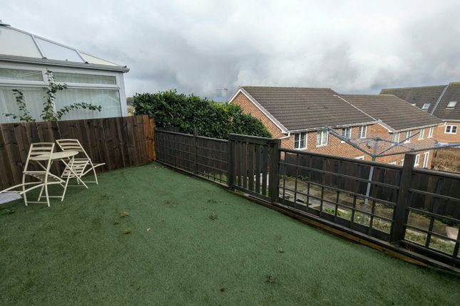 Beechwood Close, Durham photo 2