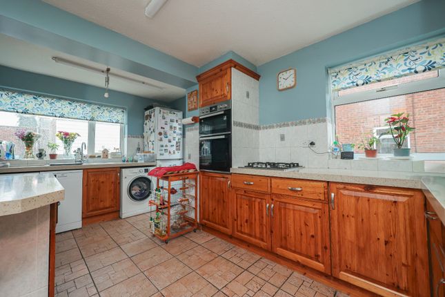 45 Renfrew Road, Lincoln, Lincolnshire photo 4