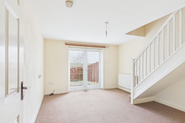 26, Hawkstone Close, KIDDERMINSTER photo 3