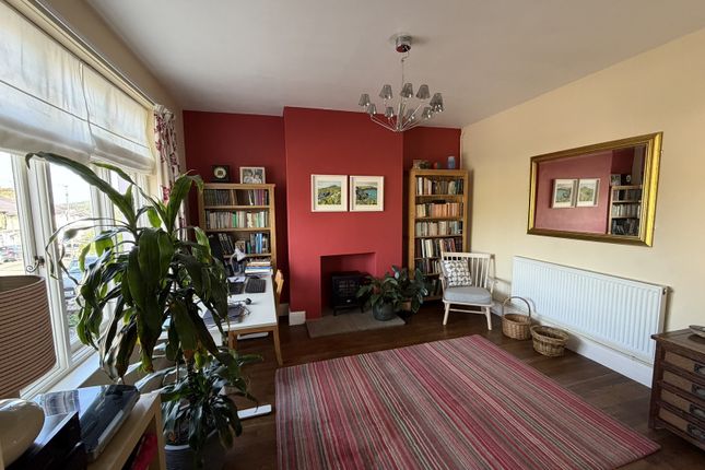 6, Alan Road, Llandeilo photo 4