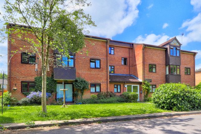 Thumbnail Flat for sale in Sycamore Court, Long Gore, Godalming, Surrey