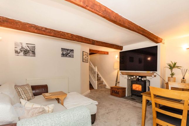 6 Pollards Lane, Bury photo 2