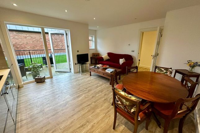 Flat 1, St. Michaels Court, Ashtead photo 4