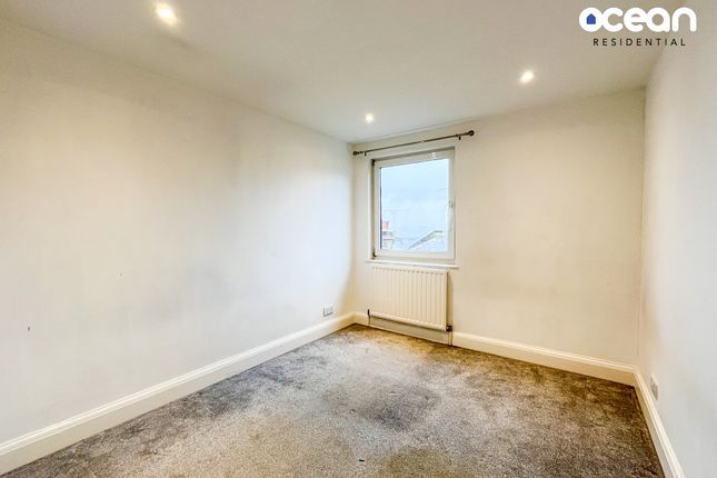 20, flat F, Manor Road, Westcliff-on-Sea photo 2