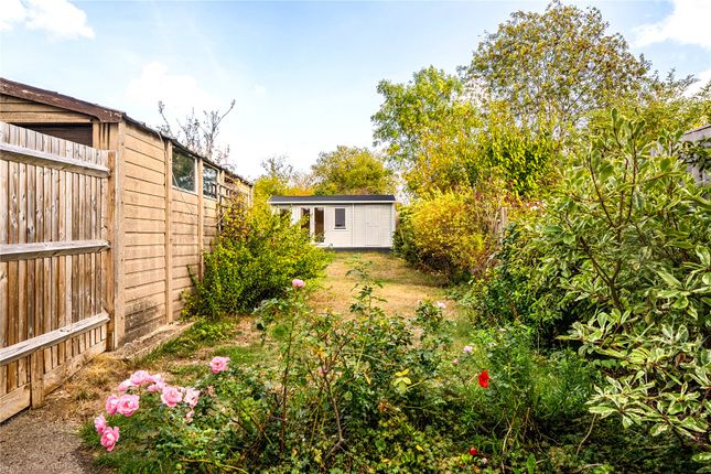 84, Grand Avenue, Surbiton photo 4