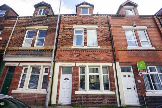 Thumbnail Terraced house for sale in Chorley New Road, Horwich, Bolton