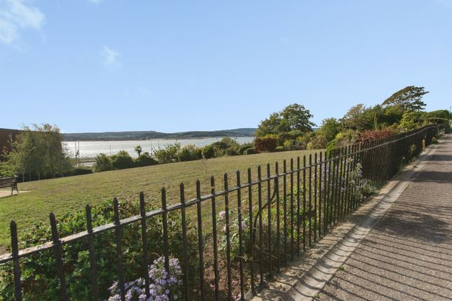 Flat 1, Beacon Court, 4, Louisa Terrace, Devon photo 2